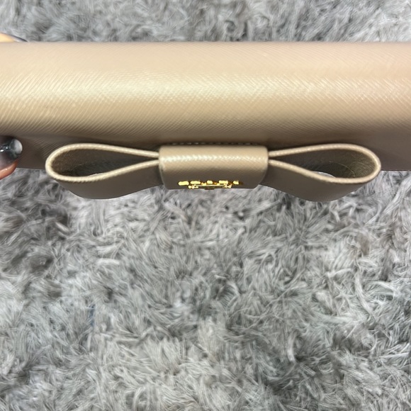 Prada Saffiano Leather Bow Wallet - Picture 6 of 17